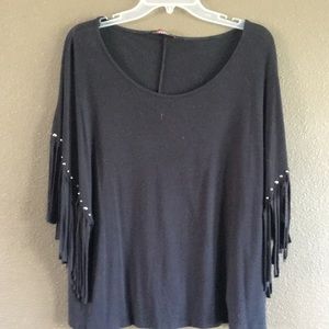 Black shirt with fringe to sleeves